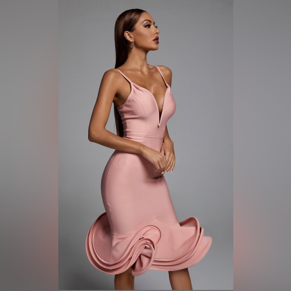 Brand New Without Tag Eleanor Bandage Dress - Blush Small
